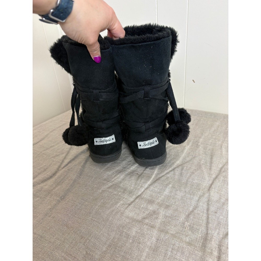 Southpole Cabin 2M Boots Womens 7.5 Black Faux Fur Pom Pom Y2K Mid Calf - Picture 4 of 7